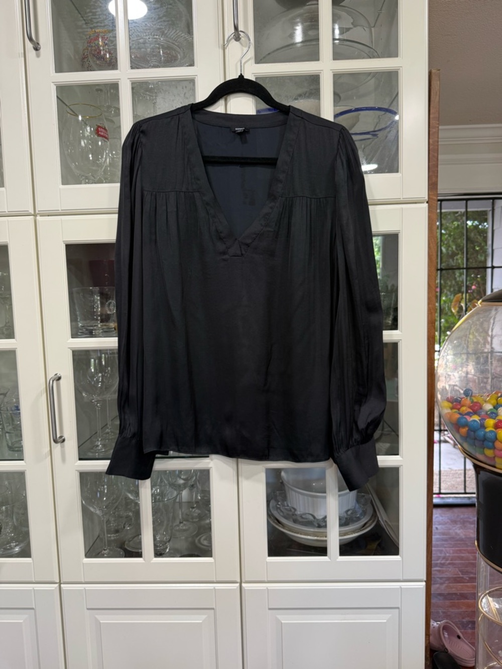 Express Black V-Neck Long Sleeve Blouse